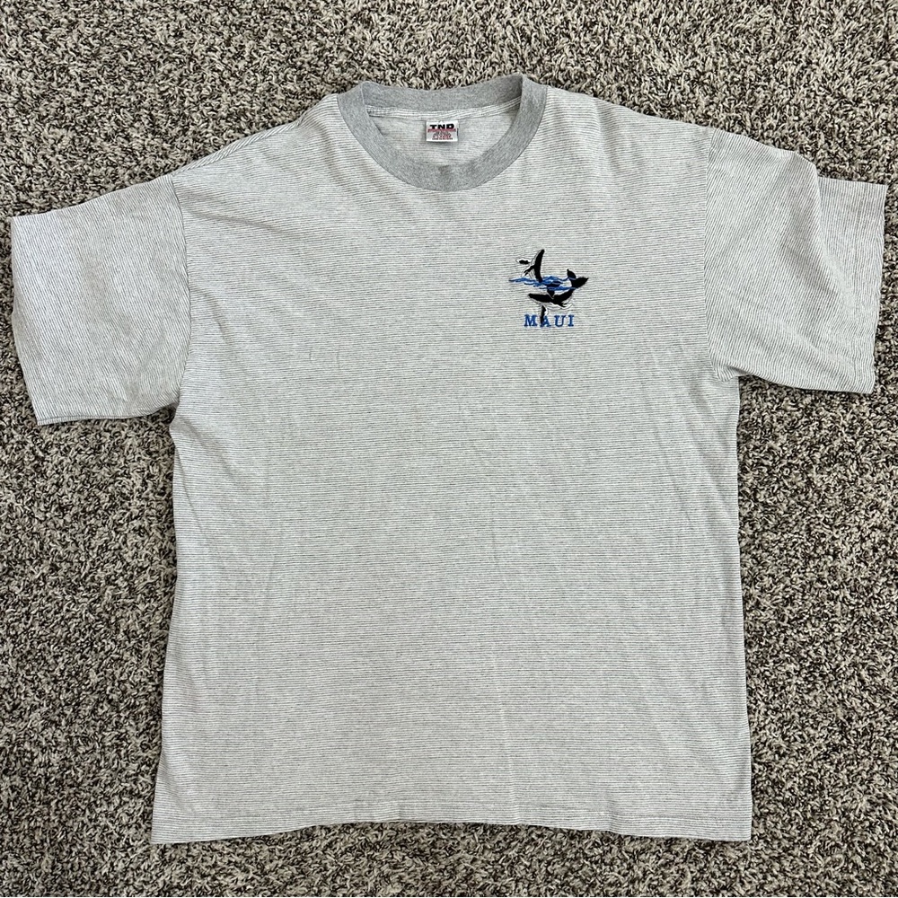 Vintage embroidered Maui tee